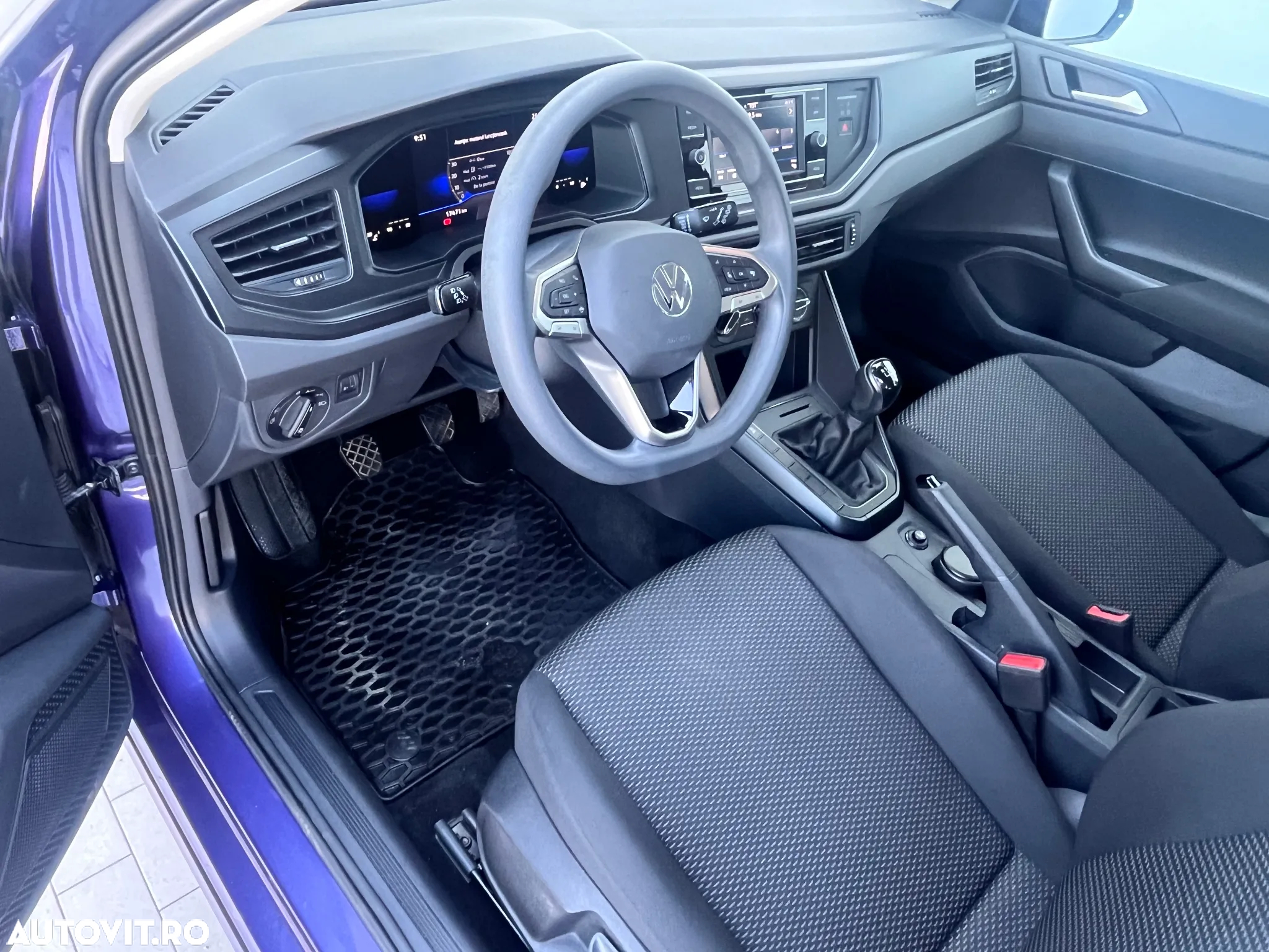 Volkswagen Polo 1.0 MPI Base - 9