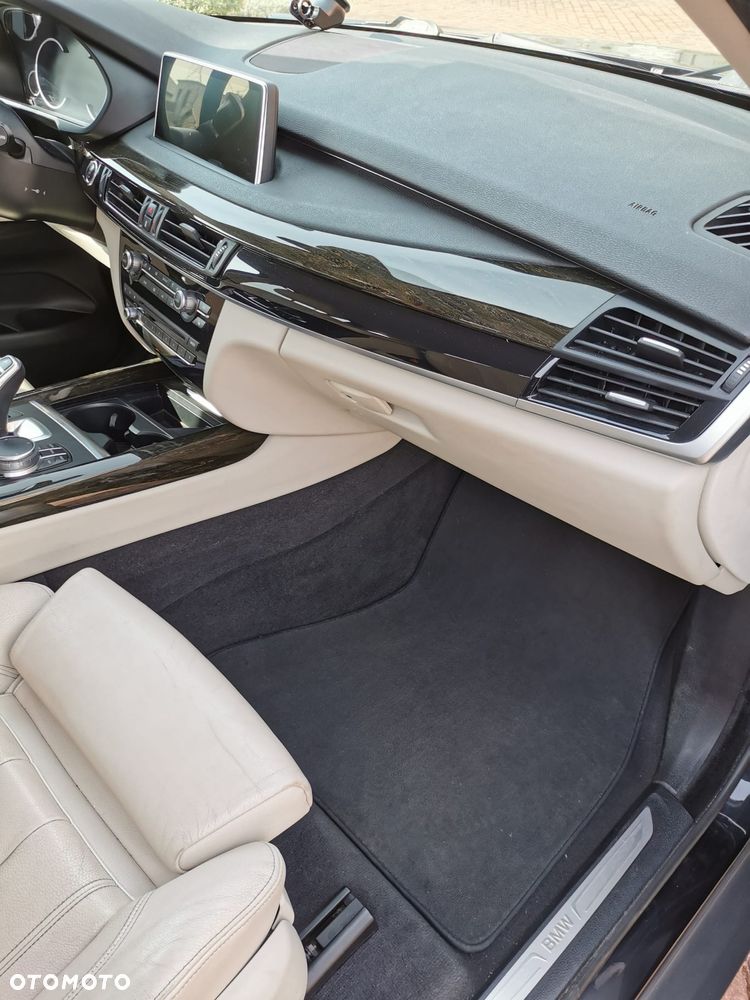 BMW X5 xDrive25d - 8