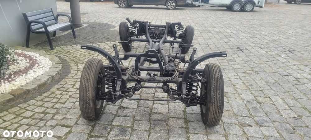 Rama Mercedes 170 S Zabytek - 11