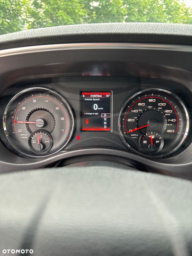 Dodge Charger 5.7 V8 RT - 31