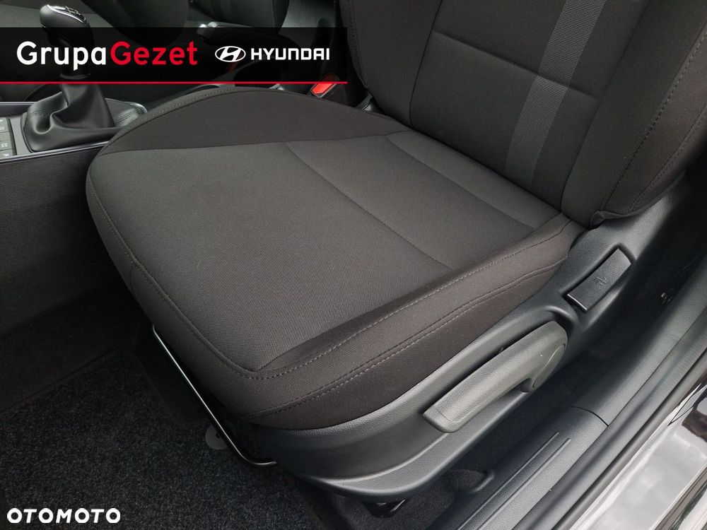 Hyundai i20 - 12