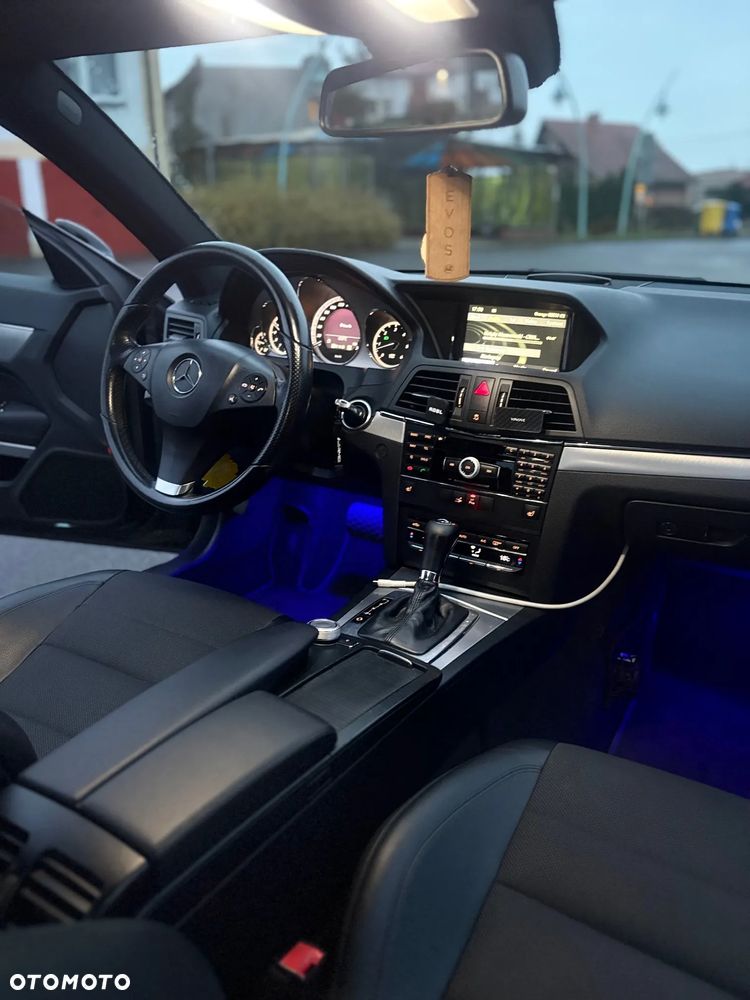 Mercedes-Benz Klasa E 350 CDI BlueEff - 12