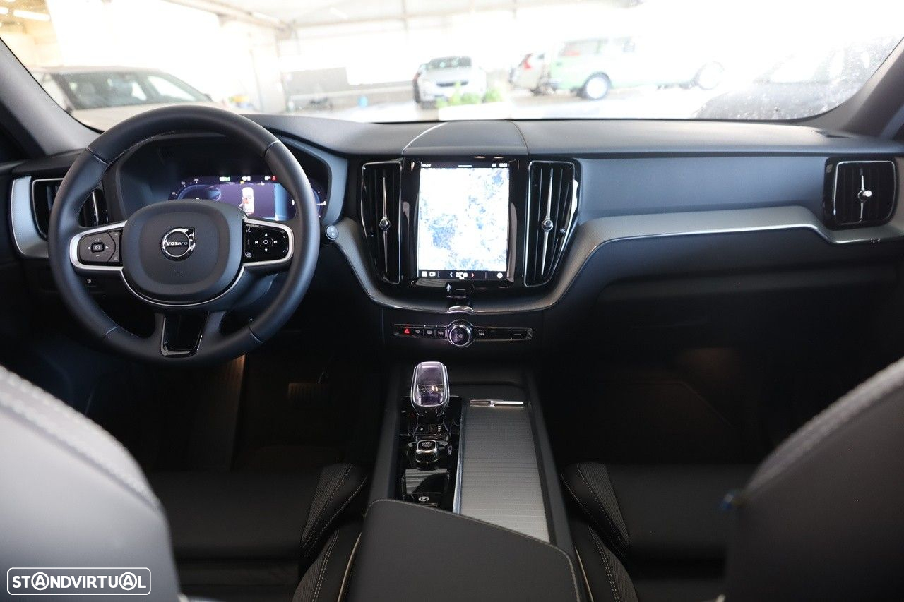 Volvo XC 60 2.0 T6 PHEV Black Edition AWD - 13