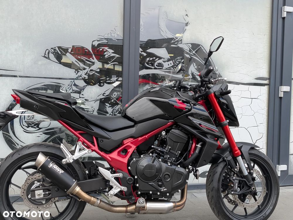 Honda CB - 12