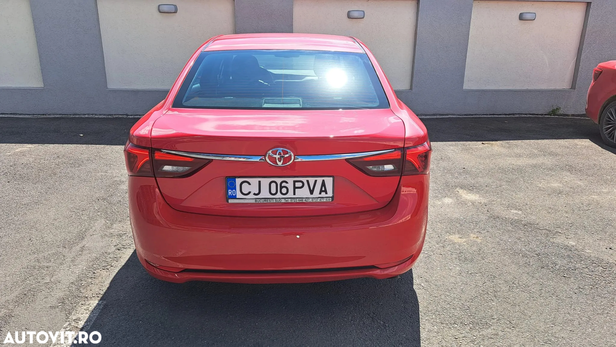 Toyota Avensis - 6
