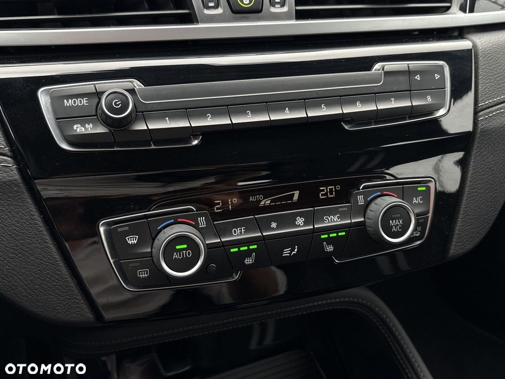 BMW X1 sDrive18i Sport Line - 20
