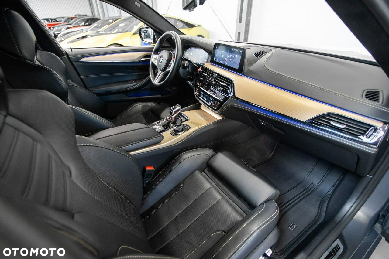 BMW M5 - 24
