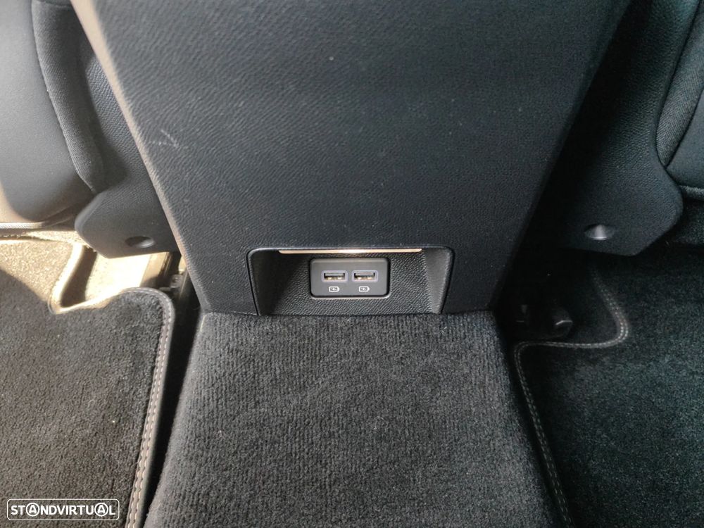 Peugeot 508 SW 1.6 Hybrid GT e-EAT8 - 33