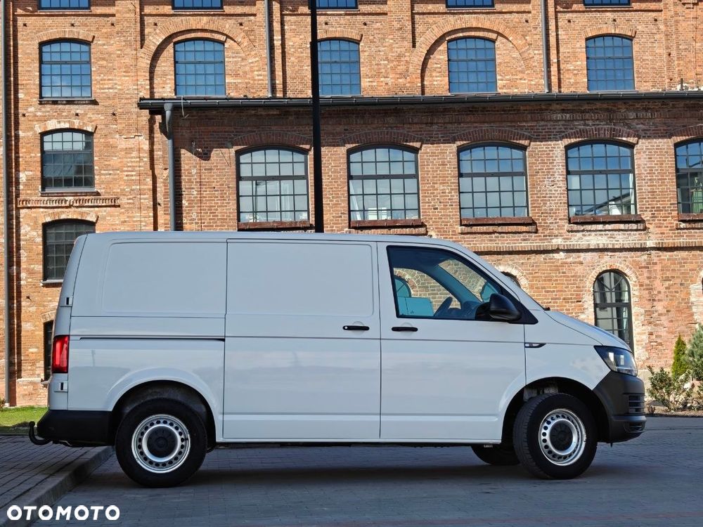 Volkswagen Transporter T6 - 13