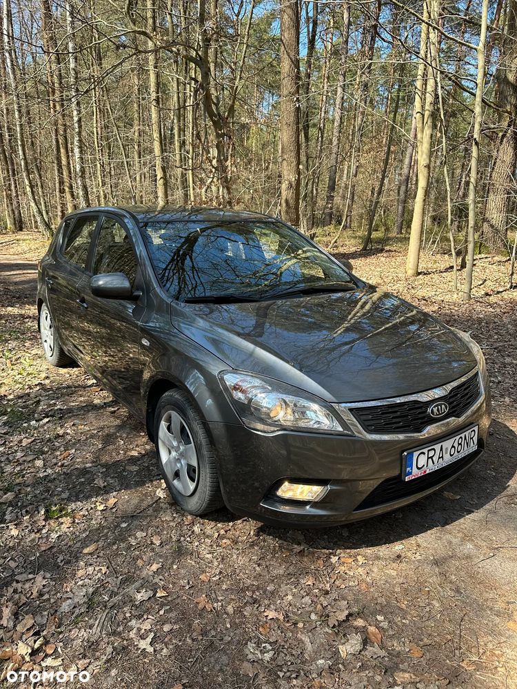 Kia Ceed 1.4 Comfort - 13