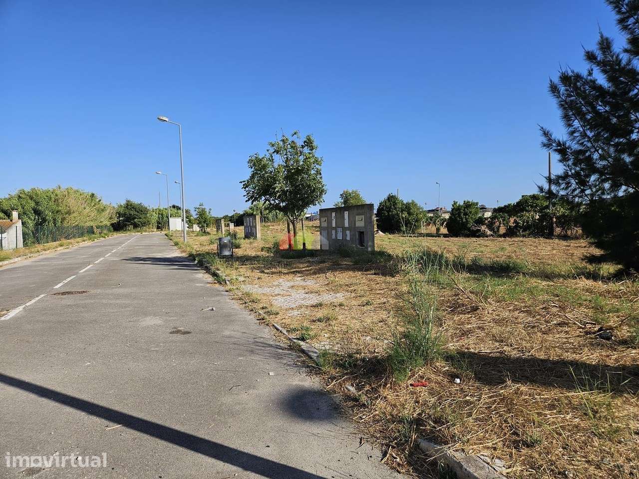 Lote para construção com 256.70m2 em Sarilhos Grandes – Montijo - Grande imagem: 2/31