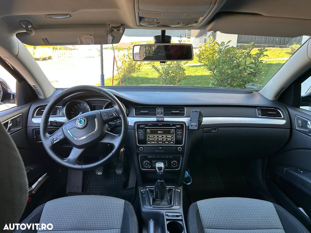 Skoda Superb 2.0 TDI PD Ambition - 3
