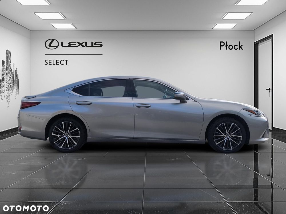 Lexus ES 300h Business Edition - 6