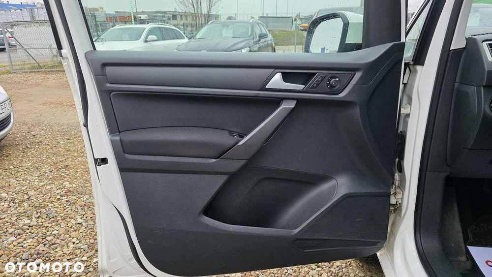 Volkswagen Caddy - 12