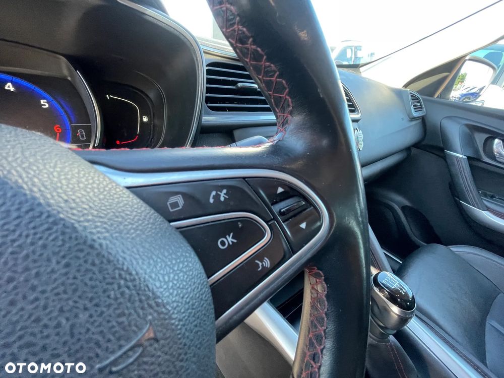 Renault Kadjar 1.2 Energy TCe Night&Day - 16