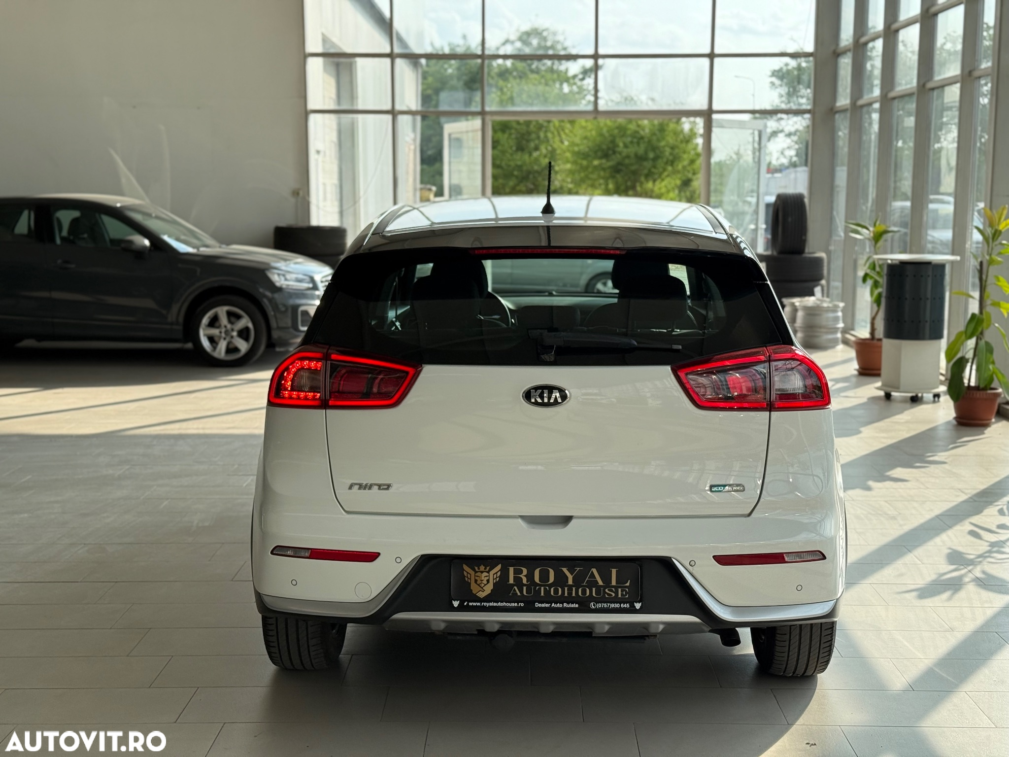 Kia Niro 1.6 GDI HEV 2WD OPF Aut. Spirit - 10