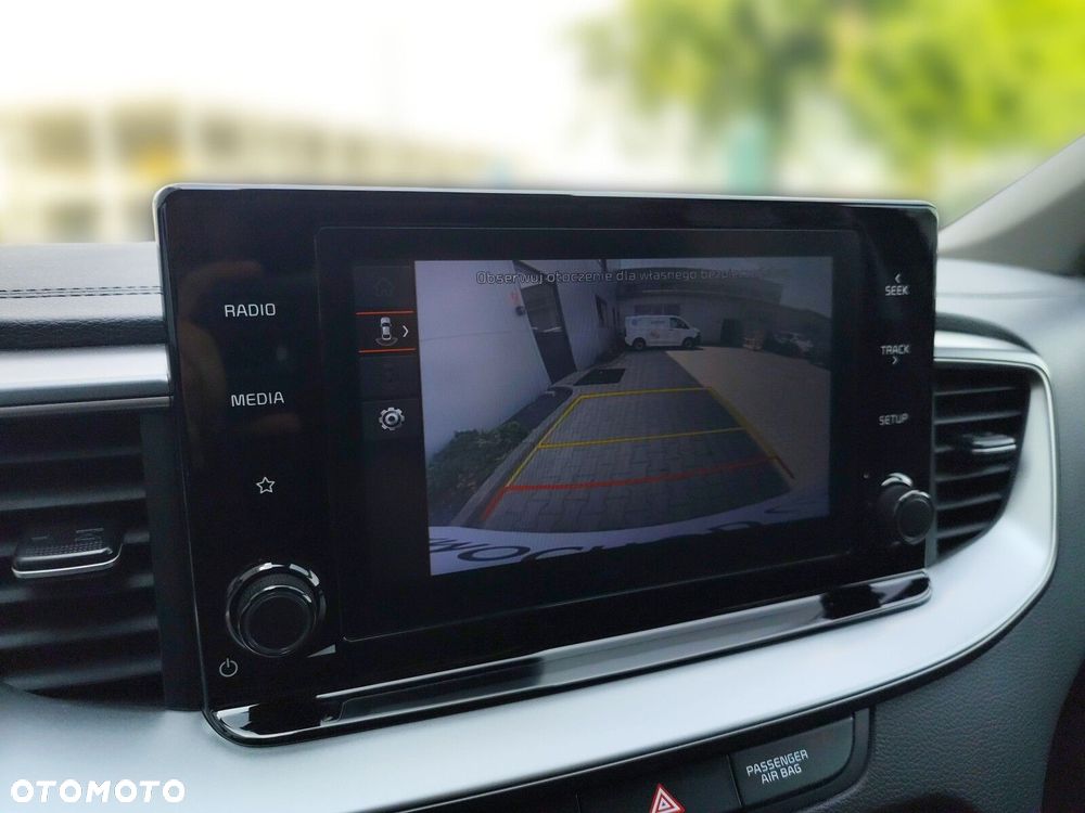 Kia XCeed 1.5 T-GDI M DCT - 24