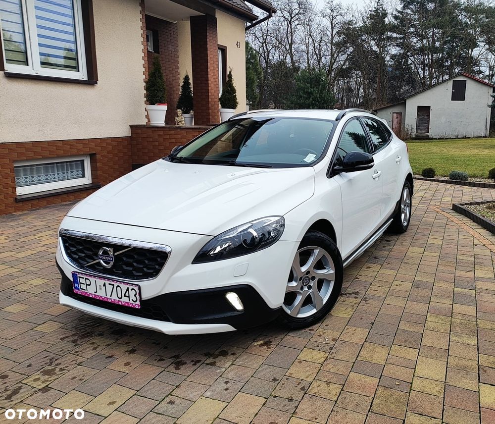 Volvo V40 D3 Drive-E Momentum - 1