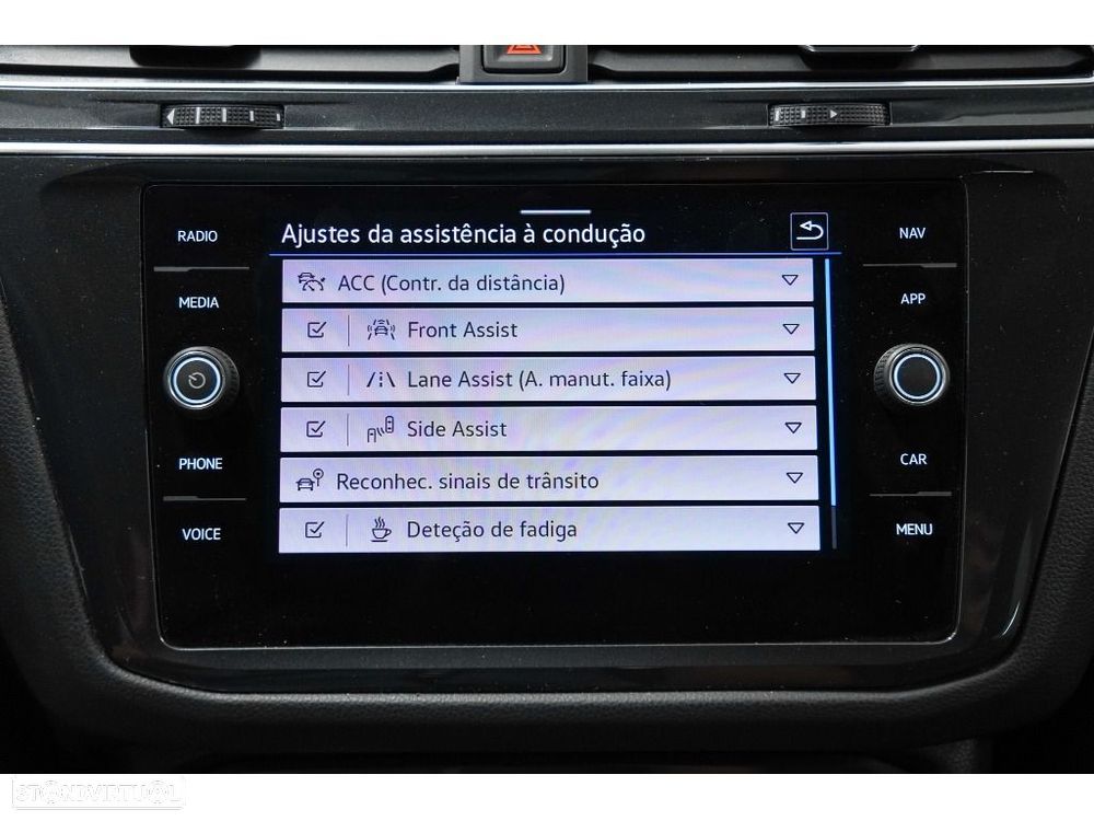 VW Tiguan - 40