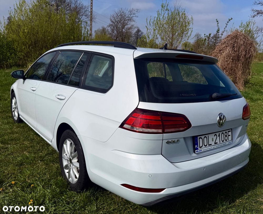 Volkswagen Golf 1.0 TSI BlueMotion Trendline - 5