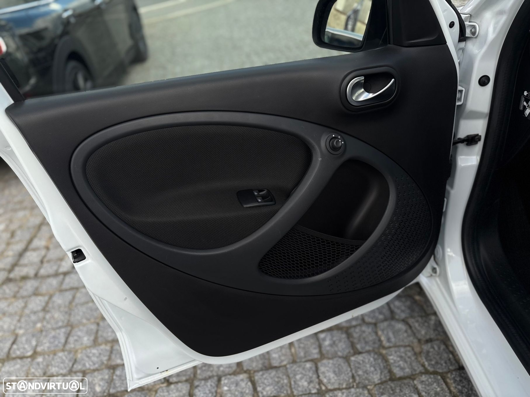 Smart ForFour Electric Drive Passion - 13