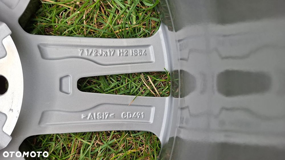 Felga Aluminiowa 17 BMW 1 F40 2 F44 5x112 ET 54 Styling 550M 8053523 - 8