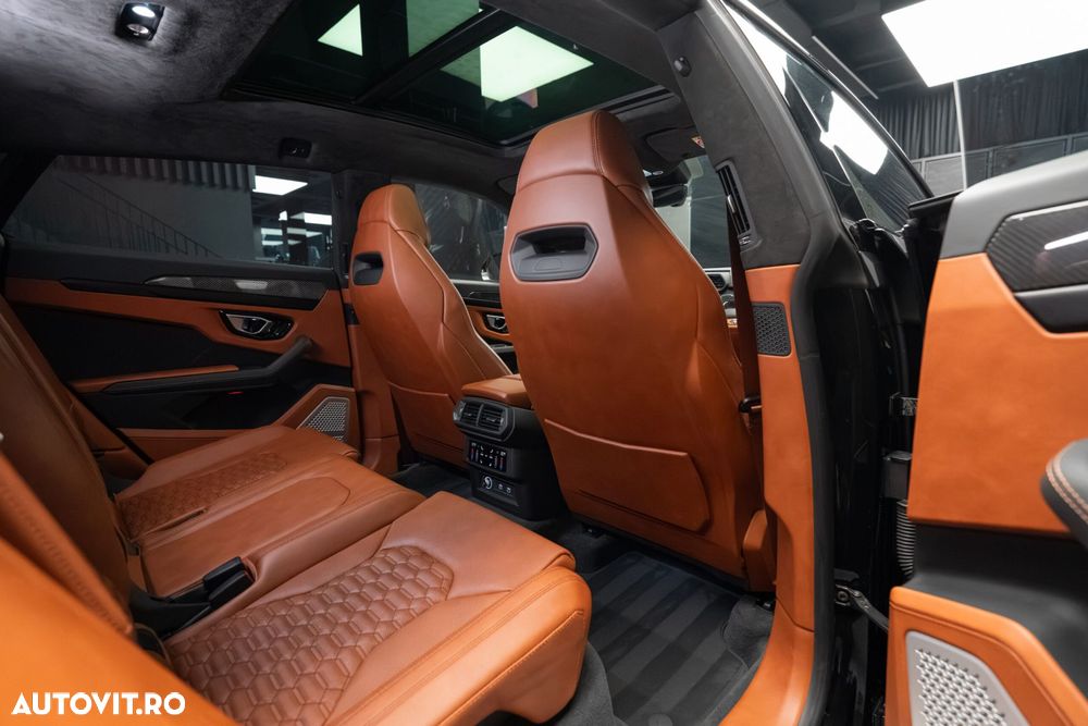 Lamborghini Urus - 31