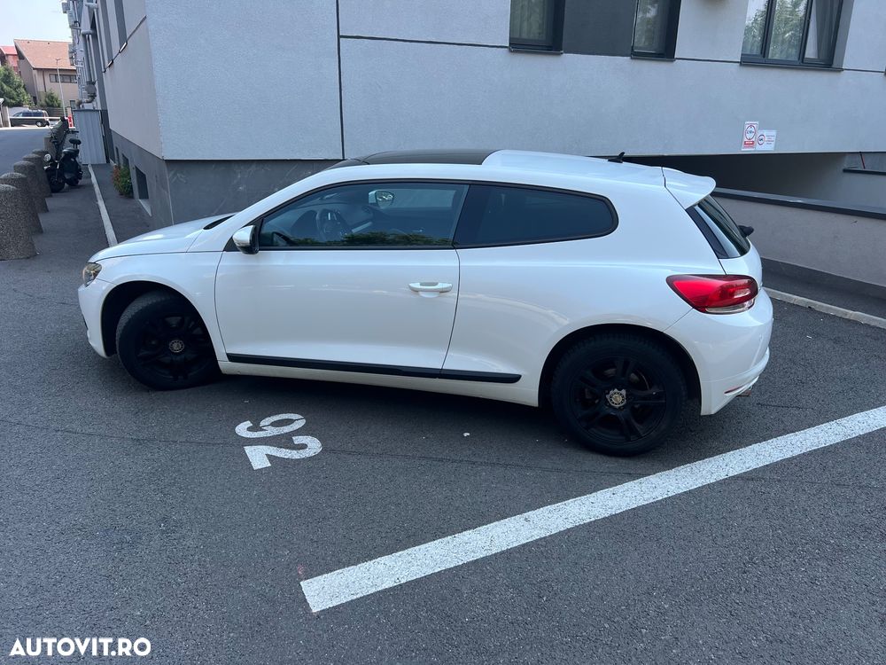 Volkswagen Scirocco 1.4 TSI DSG - 4