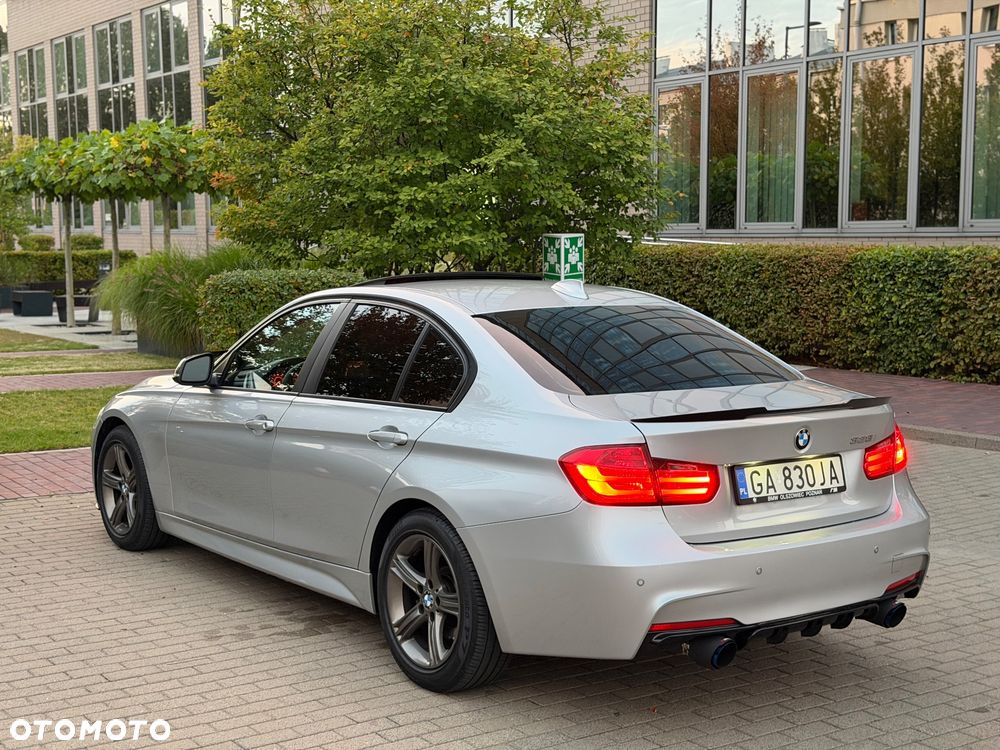 BMW Seria 3 328i - 5