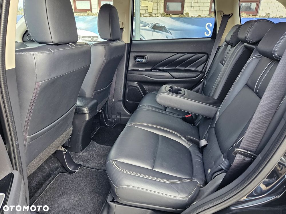 Mitsubishi Outlander 2.0 City Style 2WD - 6