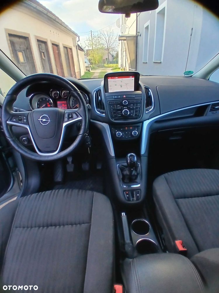 Opel Zafira - 7