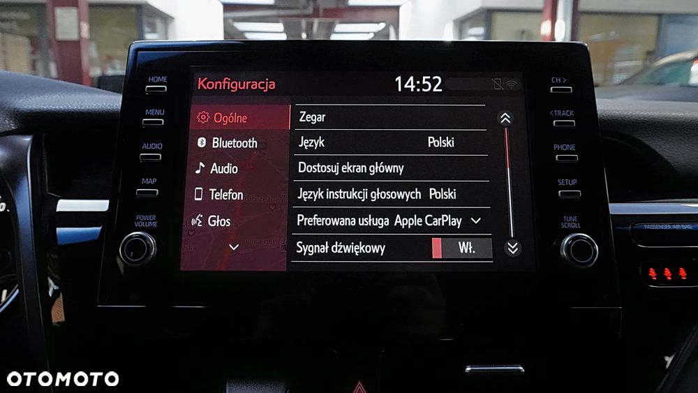 Toyota Camry 2.5 Hybrid Executive CVT - 21