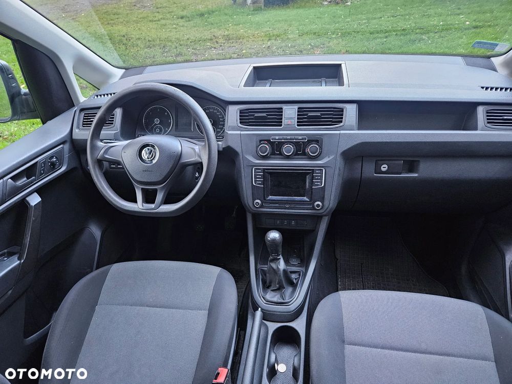 Volkswagen Caddy Maxi - 8