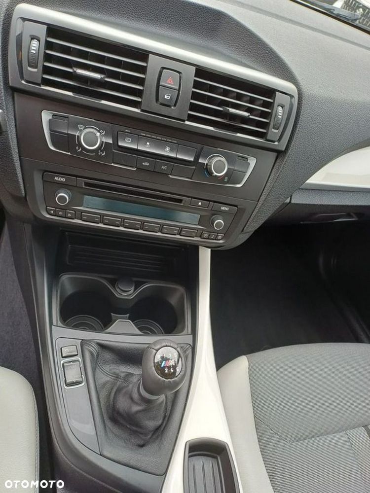 BMW Seria 1 116d EfficientDynamics Edition Sport Line - 15