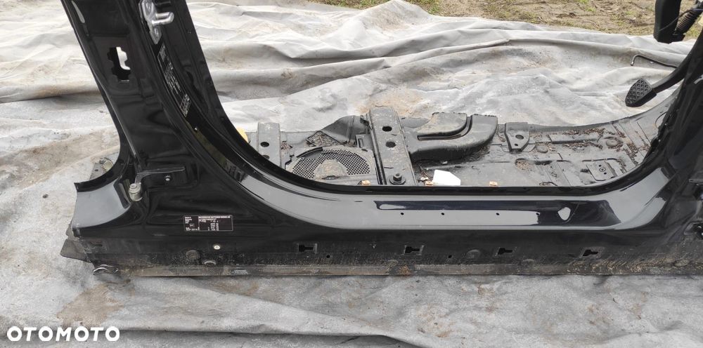 ĆWIARTKA FARTUCH PRÓG PRAWY BMW F30 F31 475 BLACK SAPPHIRE METALLIC - 1