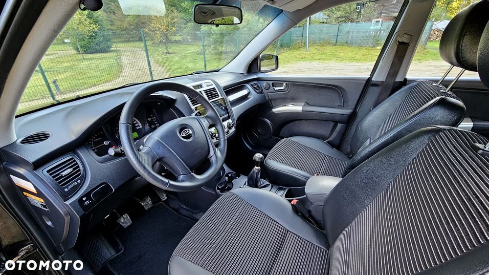 Kia Sportage 2.0 Expedition 2WD - 26