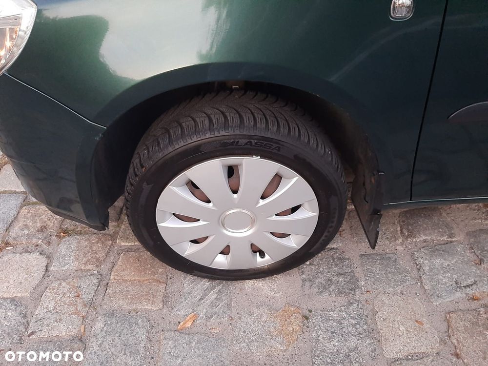 Skoda Roomster - 12