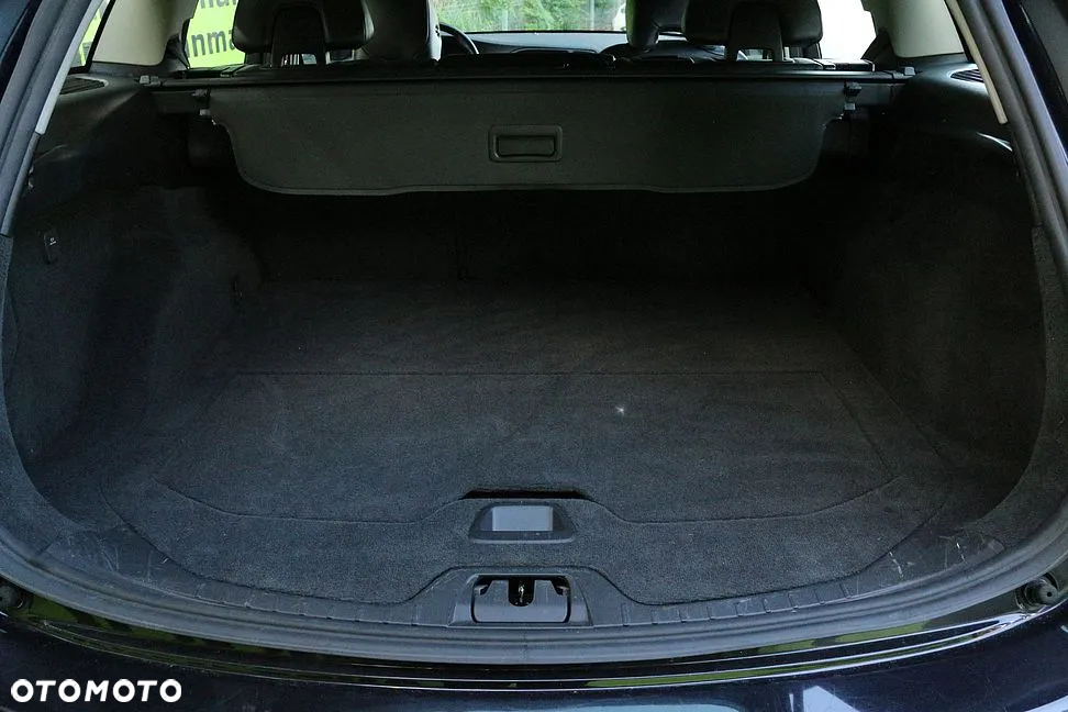 Volvo V60 D3 Geartronic Momentum - 28