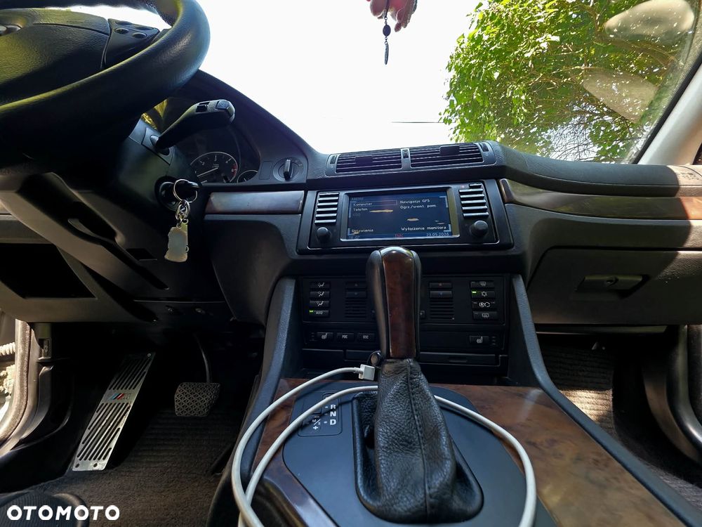 BMW Seria 5 - 17