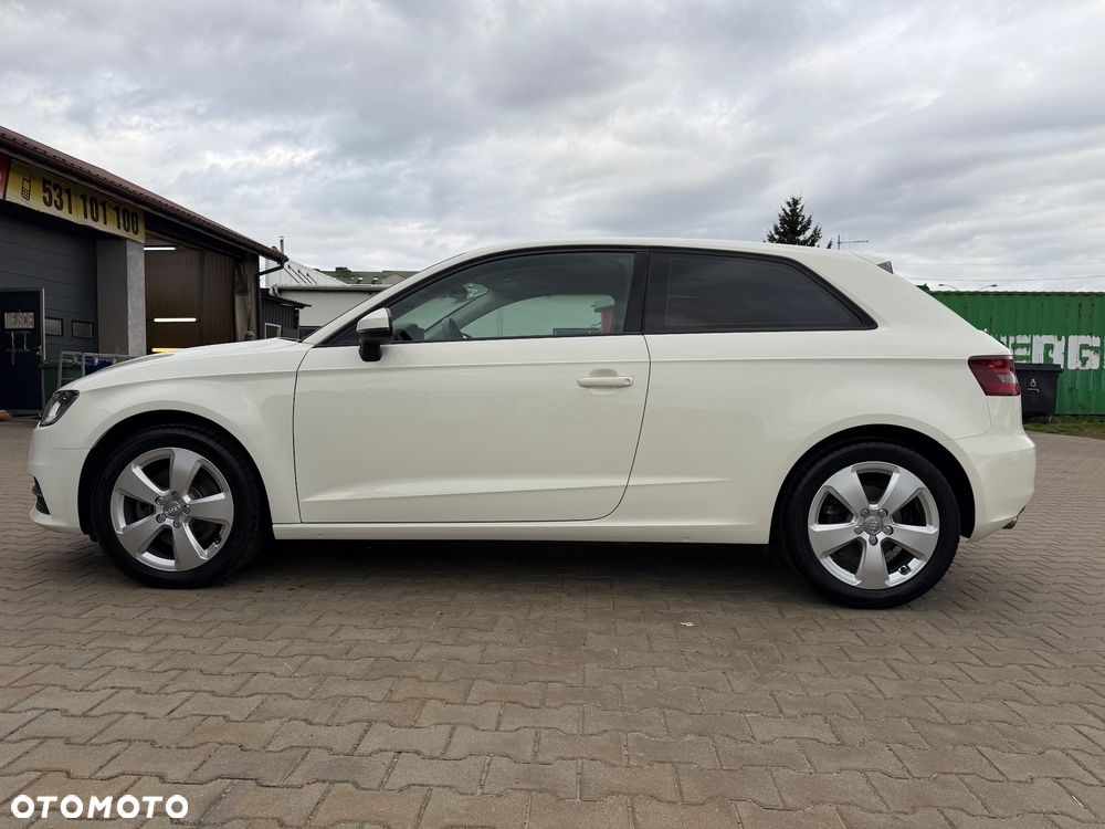 Audi A3 3-drzwiowe 1.8 TFSI Ambition S tronic - 1