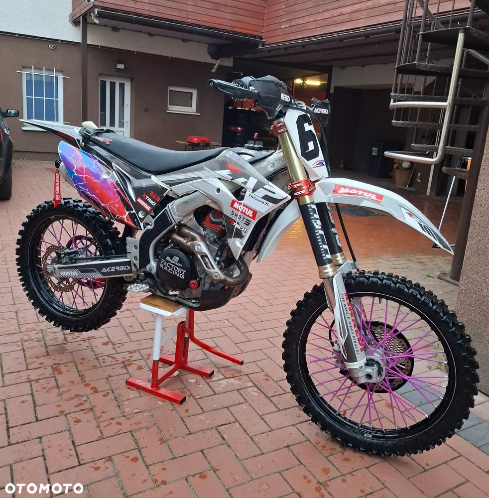Honda CRF - 1