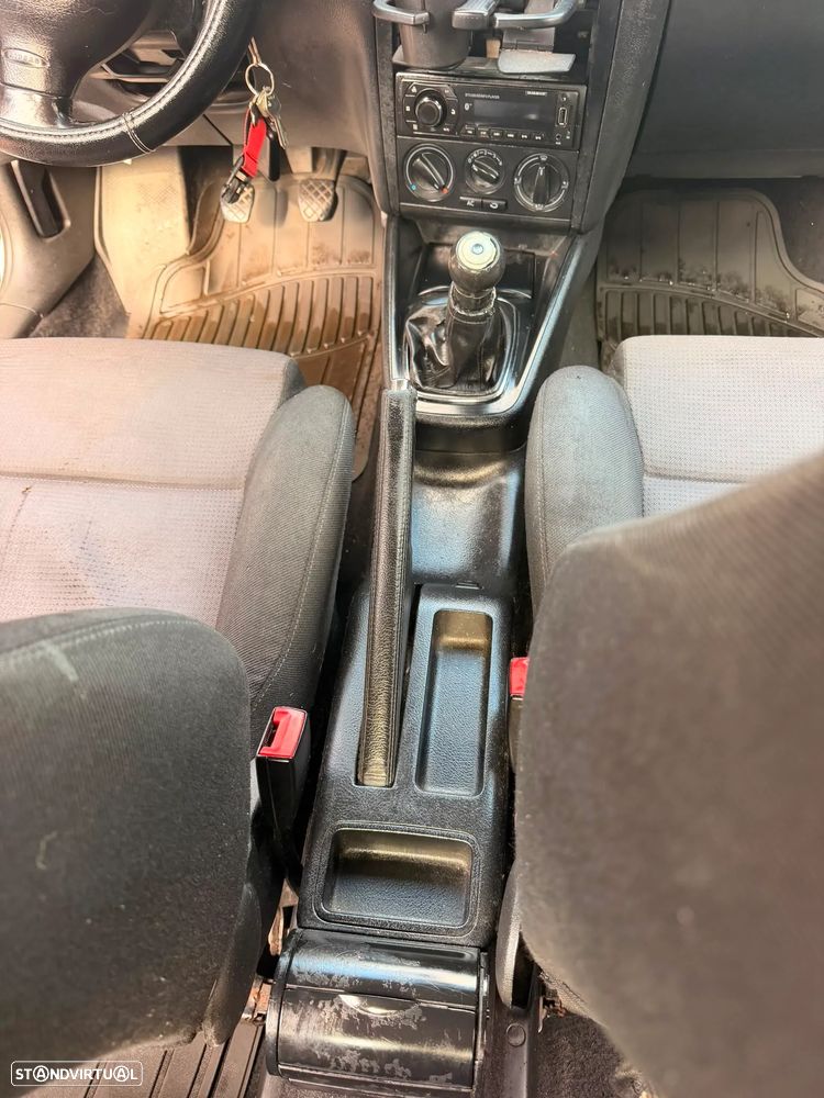 VW Golf 1.4i Confortline AC - 9