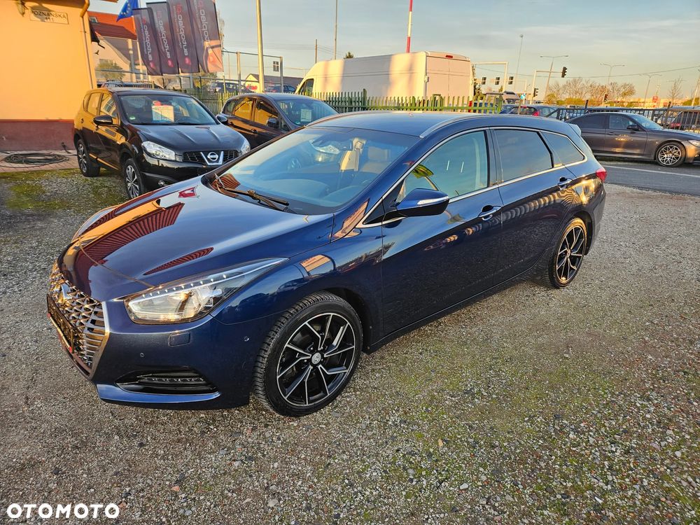 Hyundai i40 Kombi blue 1.6 CRDi DCT Space Plus - 10