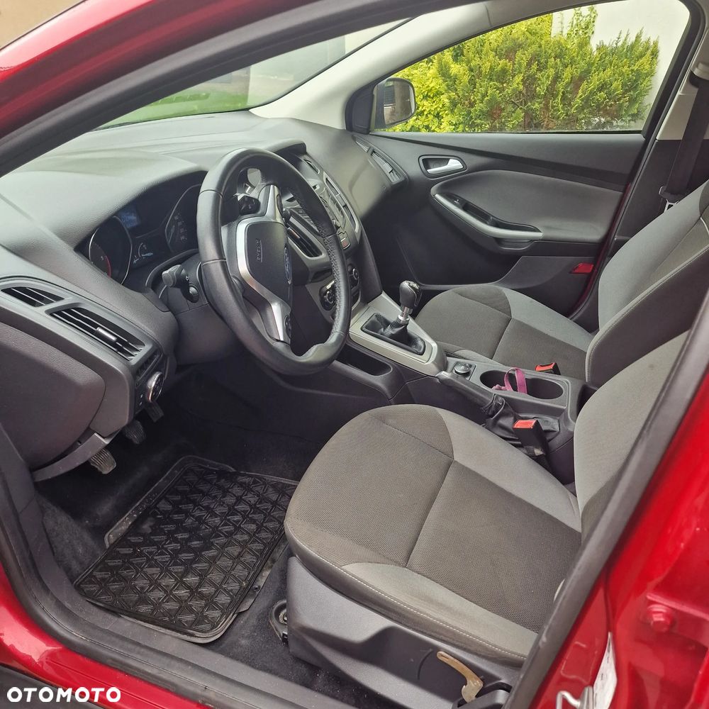 Ford Focus - 10