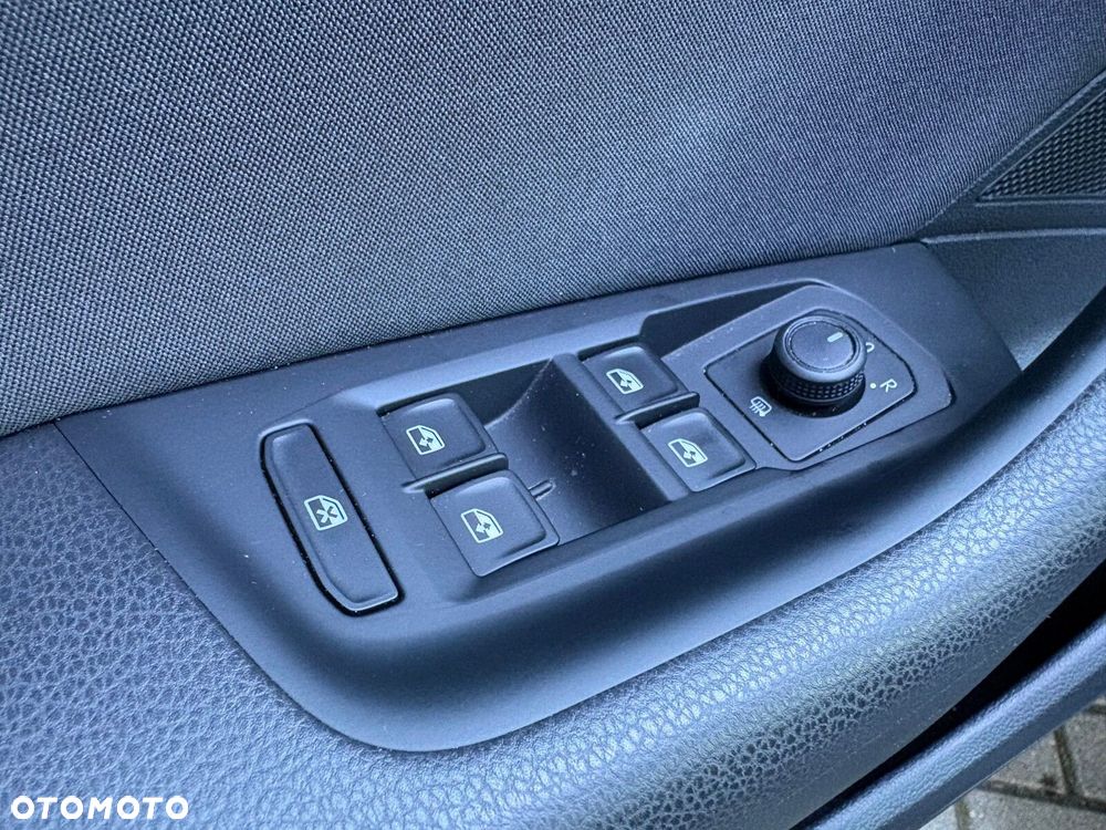 Volkswagen Passat 2.0 TDI EVO Business DSG - 19