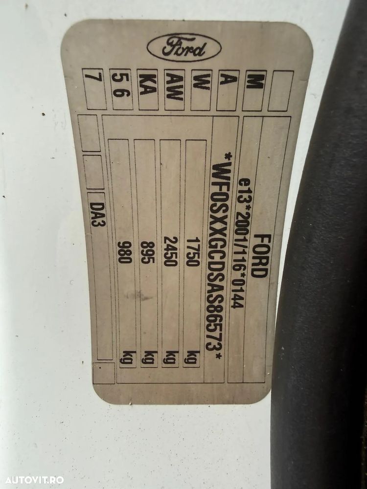 Ford Focus 1.4 16V Trend - 20