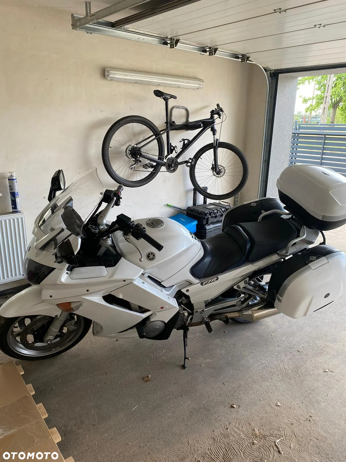 Yamaha FJR - 3