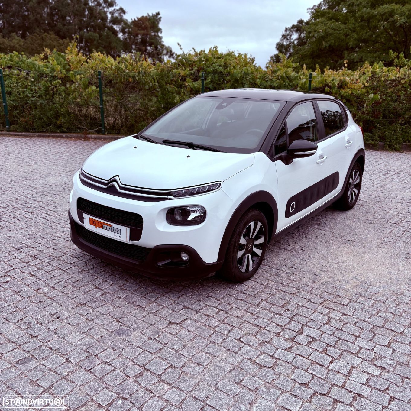 Citroën C3 1.2 PureTech Feel - 1