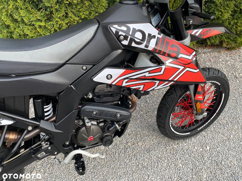 Aprilia SX - 9