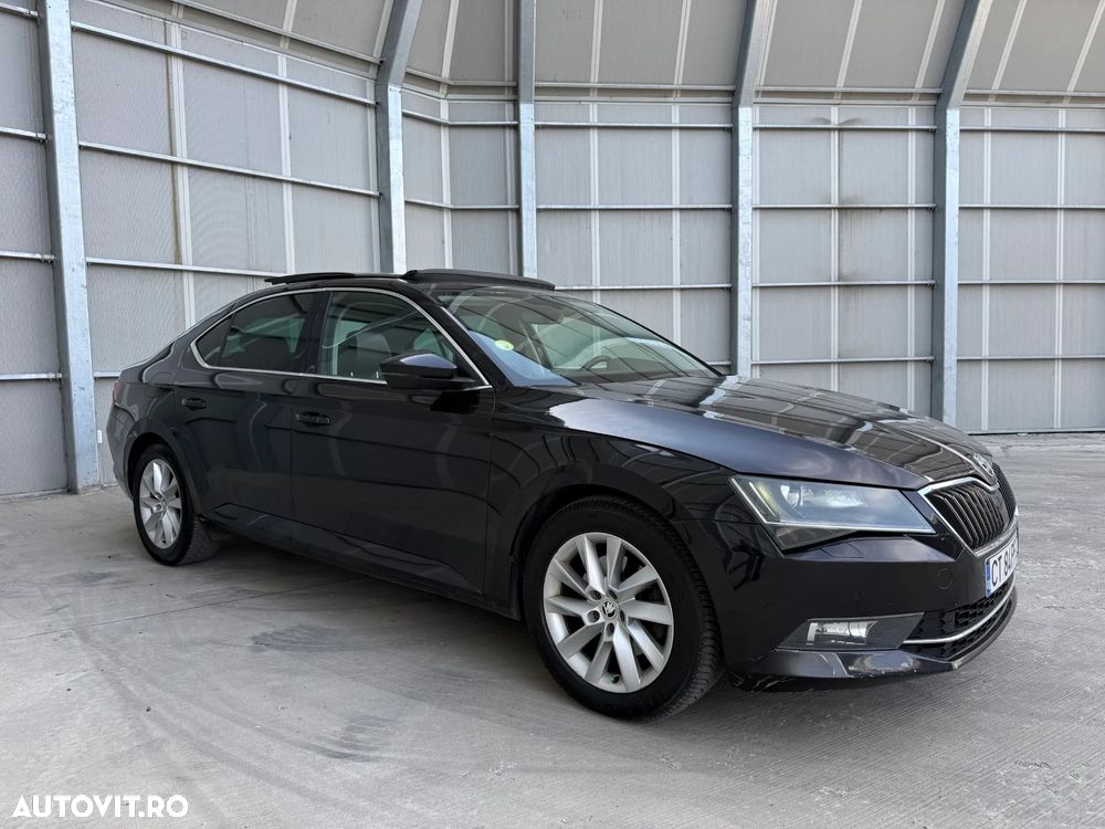 Skoda Superb 2.0 TDI DSG Premium Edition - 5